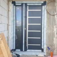 Usi de intrare din profile PVC